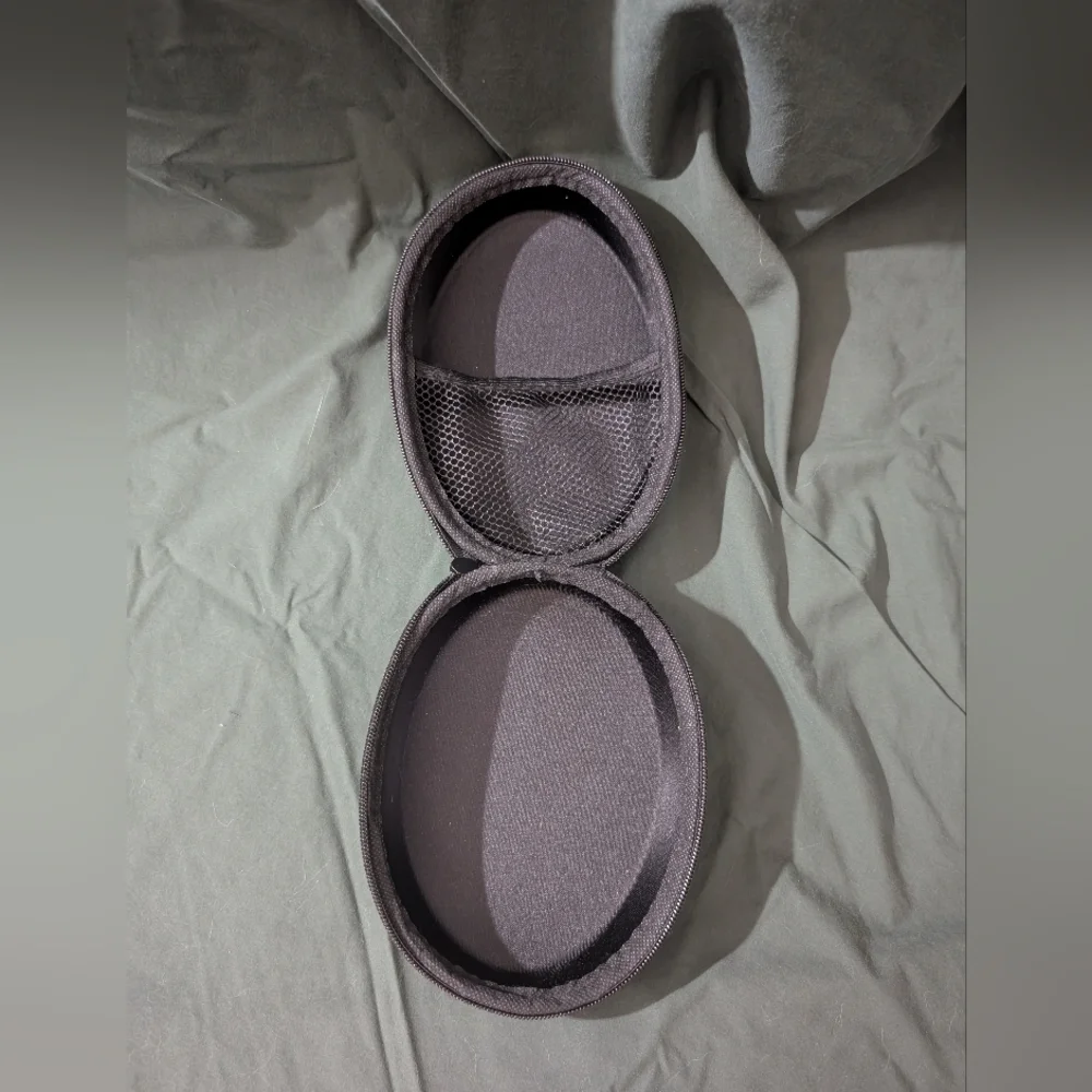Headphone Zippered Travel Case Large Hard Shell with Inside Mesh
